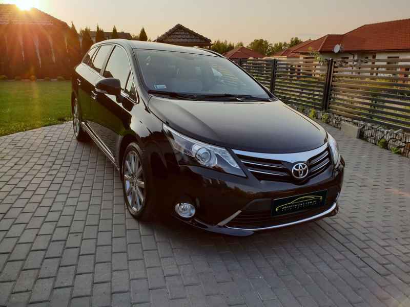 Toyota Avensis 2013